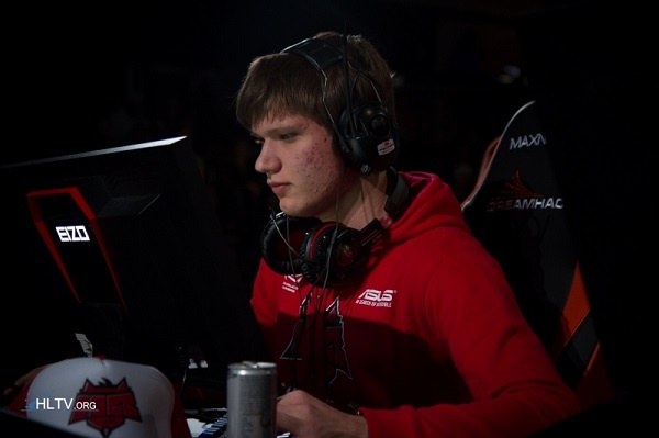 WE赛后群访 Shanks：去年成绩太烂，今年能进季后赛还蛮不容易