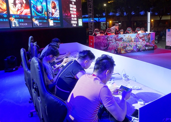 TaZ谈Spirit：他们过于依赖donk了